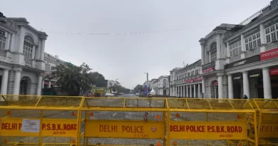 Delhi weekend curfew to stay for now, private offices allowed to open at 50% attendance