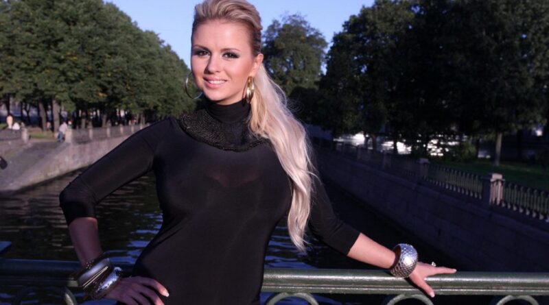 Anna Semenovich Net Worth 2019, Bio, Career