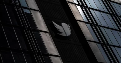 Twitter Asks Dozens Of Laid-Off Staff To Return, Cites 'Mistake': Report