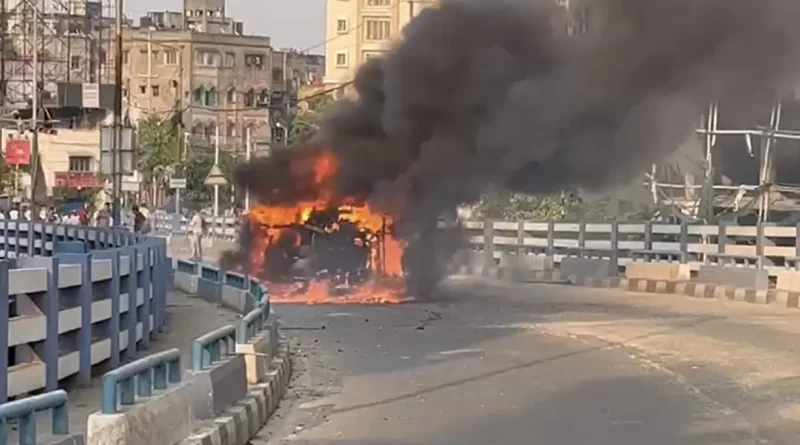Arson, Road Blockades In Kolkata After Girl, 7, Found Dead In A Sack